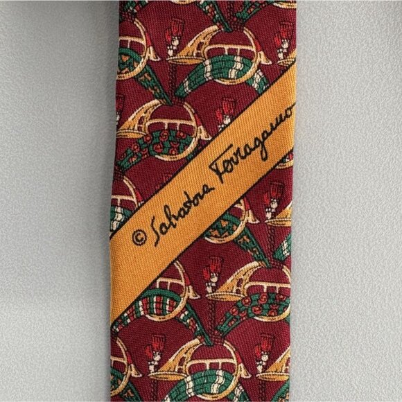 Vintage Salvatore Ferragamo Men's Hunting Horn Silk Tie Red Novelty 3.5" Wide - Picture 5 of 9
